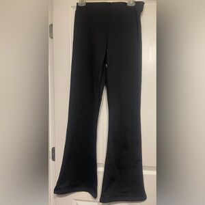 NWOT PINK ACTIVE YOGA PANTS